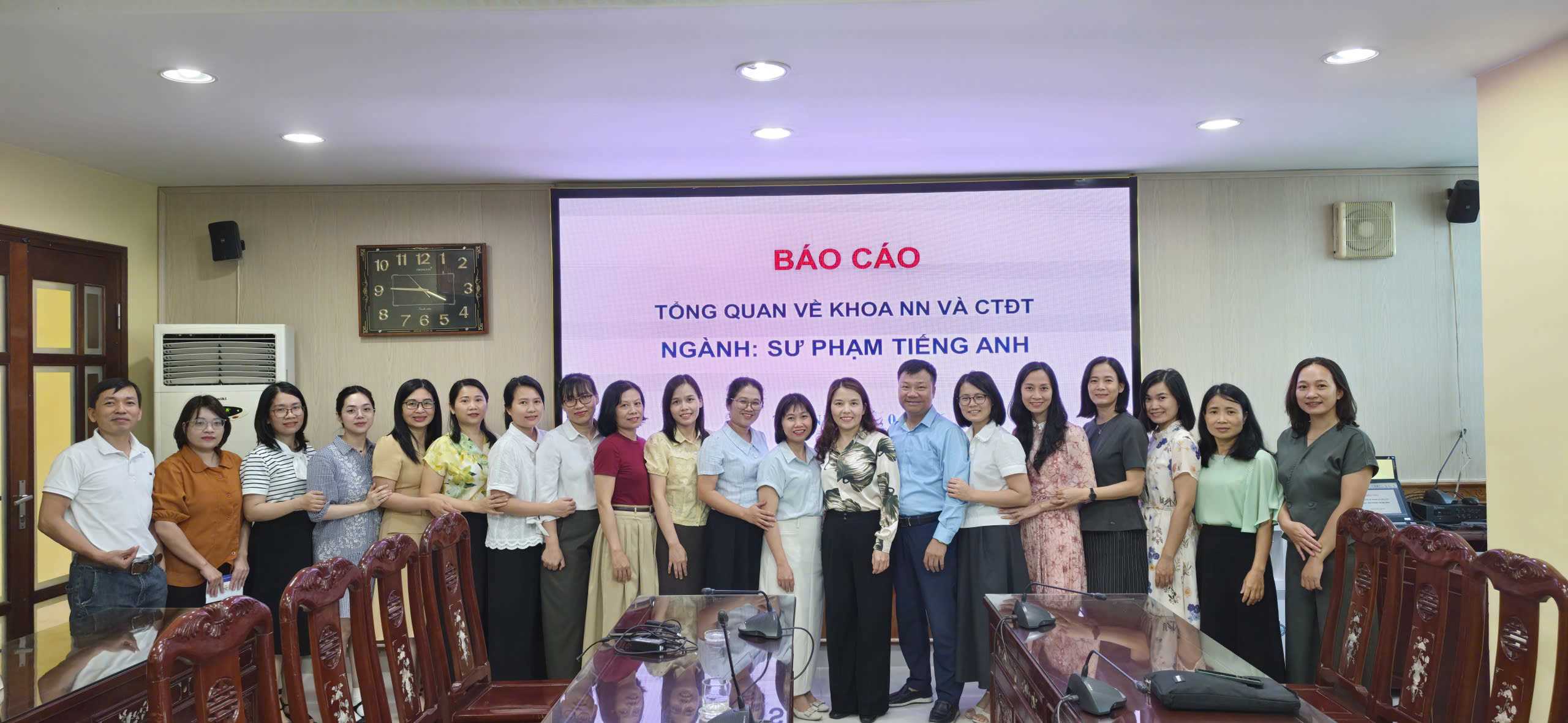 Meeting of the Evaluation Council for the Accreditation Self-Assessment Report (Cycle 2) of the English Language Teacher Education Program